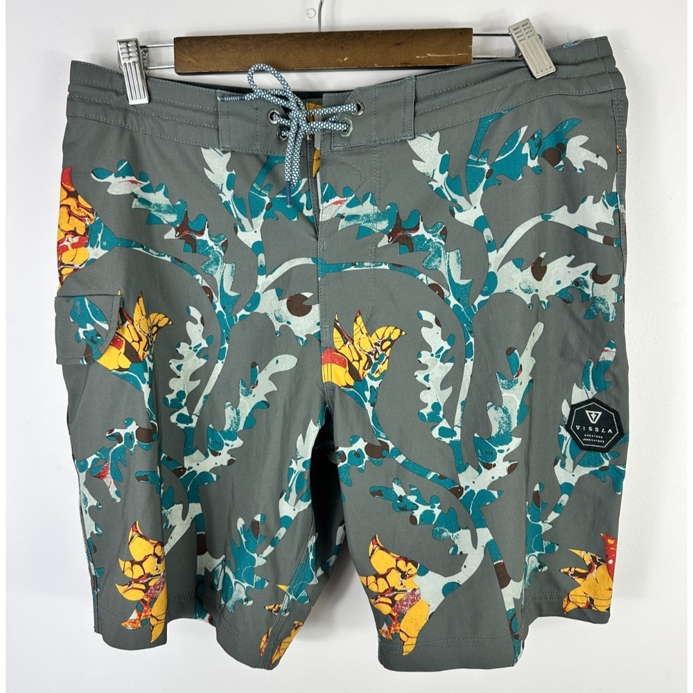 Vissla Mens Board Shorts 32‎ Gray Floral Sight Study Gabe Schneider Art Recycled